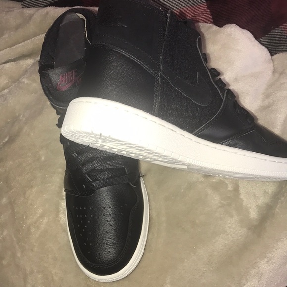 NEW!!! Air Jordan’s - Picture 5 of 8